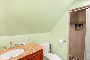 Cottonwood Chalet in Packwood