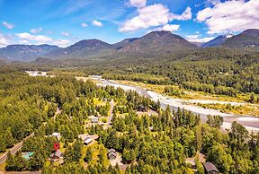 Cottonwood Chalet in Packwood