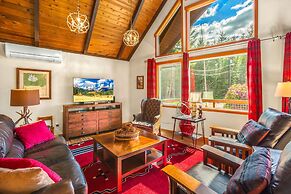 Cottonwood Chalet in Packwood