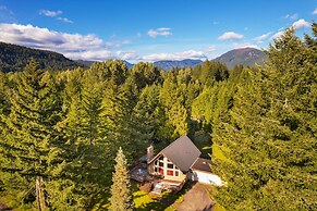 Cottonwood Chalet in Packwood