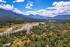 Cottonwood Chalet in Packwood
