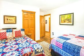 Cottonwood Chalet in Packwood