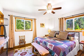 Cottonwood Chalet in Packwood