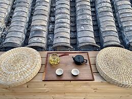 Beijing Hills & Hutong City Retreat