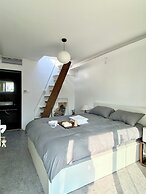 Beijing Hills & Hutong City Retreat