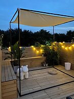 Beijing Hills & Hutong City Retreat