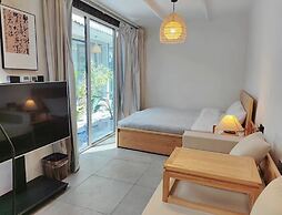 Beijing Hills & Hutong City Retreat
