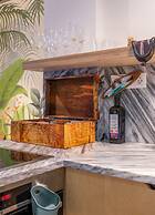 Stylish Jungle Retreat Kolonaki Center