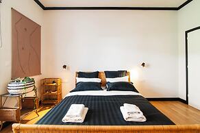 Stylish Jungle Retreat Kolonaki Center