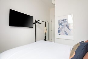 Lapa Diplomatic Suite&Flat by FeelLisboa