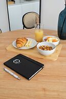 Lapa Diplomatic Suite&Flat by FeelLisboa