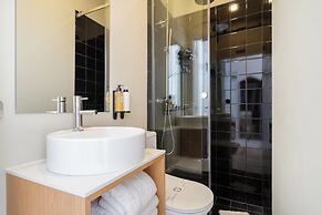 Lapa Diplomatic Suite&Flat by FeelLisboa