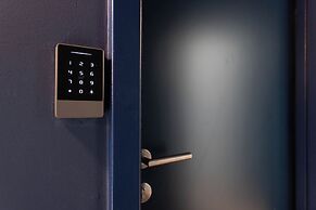 Lapa Diplomatic Suite&Flat by FeelLisboa