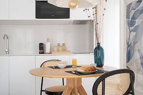 Lapa Diplomatic Suite&Flat by FeelLisboa