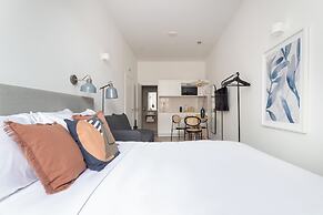 Lapa Diplomatic Suite&Flat by FeelLisboa