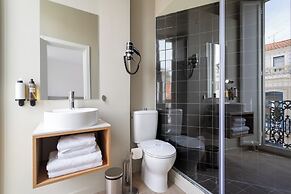 Lapa Diplomatic Suite&Flat by FeelLisboa