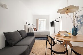 Lapa Diplomatic Suite&Flat by FeelLisboa