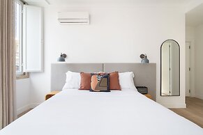 Lapa Diplomatic Suite&Flat by FeelLisboa