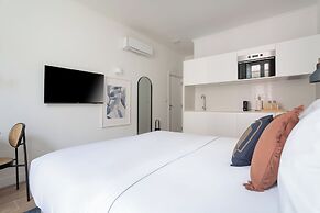 Lapa Diplomatic Suite&Flat by FeelLisboa