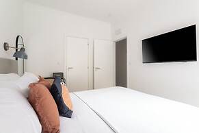 Lapa Diplomatic Suite&Flat by FeelLisboa