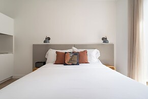 Lapa Diplomatic Suite&Flat by FeelLisboa