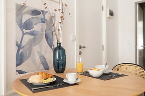 Lapa Diplomatic Suite&Flat by FeelLisboa