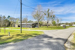 8 Mi to Ocean Springs: Rural Mississippi Retreat