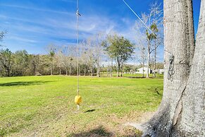 8 Mi to Ocean Springs: Rural Mississippi Retreat