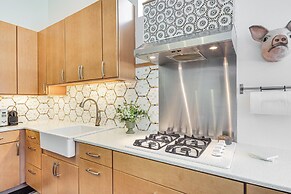 8 Mi to Ocean Springs: Rural Mississippi Retreat