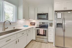 5 Mi to Dtwn Beaufort: Home w/ Screened-in Patio