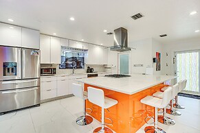 Outdoor Oasis w/ Private Pool: Dania Beach Retreat