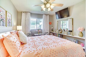 Centrally Located Cocoa Beach Haven: Walk to Shore