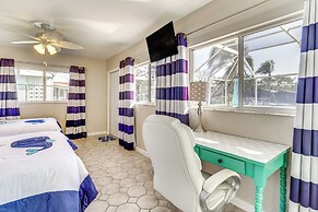 Centrally Located Cocoa Beach Haven: Walk to Shore