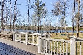 Private Dock, Fire Pit: Lake Murray Family Escape!