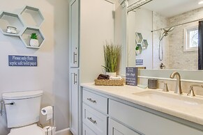 Private Dock, Fire Pit: Lake Murray Family Escape!