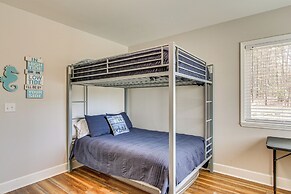 Private Dock, Fire Pit: Lake Murray Family Escape!