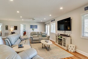 Private Dock, Fire Pit: Lake Murray Family Escape!