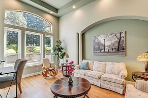 Luxe Vineyard Villa w/ Views & Fire Pit in Loomis!