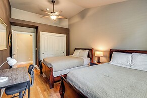 Luxe Vineyard Villa w/ Views & Fire Pit in Loomis!