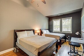 Luxe Vineyard Villa w/ Views & Fire Pit in Loomis!