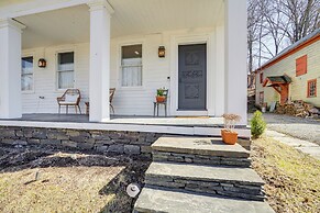 Hike, Ski & More: Restored 1845 Catskills Home