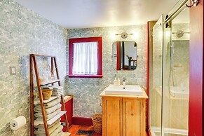 Hike, Ski & More: Restored 1845 Catskills Home