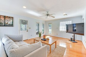 4 Mi to Lake Hartwell: Welcoming Family Home