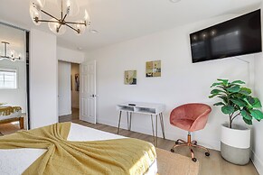 5 Mi to Jtnp: Colorful Home w/ Outdoor Oasis!