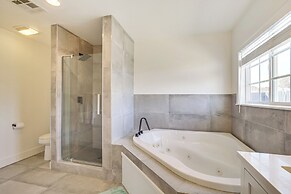 5 Mi to Jtnp: Colorful Home w/ Outdoor Oasis!