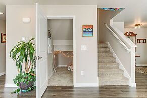 Beautiful Home w/ Bonus Room & Prime Location!