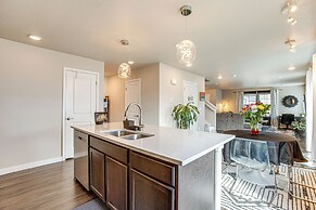 Beautiful Home w/ Bonus Room & Prime Location!