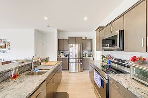 7 Mi to Dtwn Asheville: Apt w/ Sauna Access!