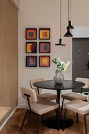 Modern Spacious 2BR Steps to Cismigiu Gardens