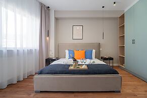 Modern Spacious 2BR Steps to Cismigiu Gardens